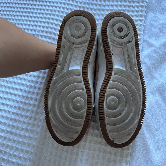 Nike Women's Air Force 1 Sage Suede Sneakers - Picture 6 of 6